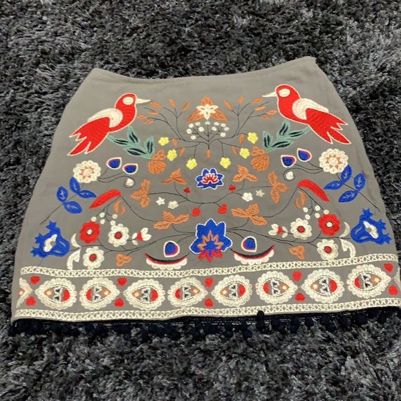 Altard state linen embroidered mini skirt - Picture 3 of 5